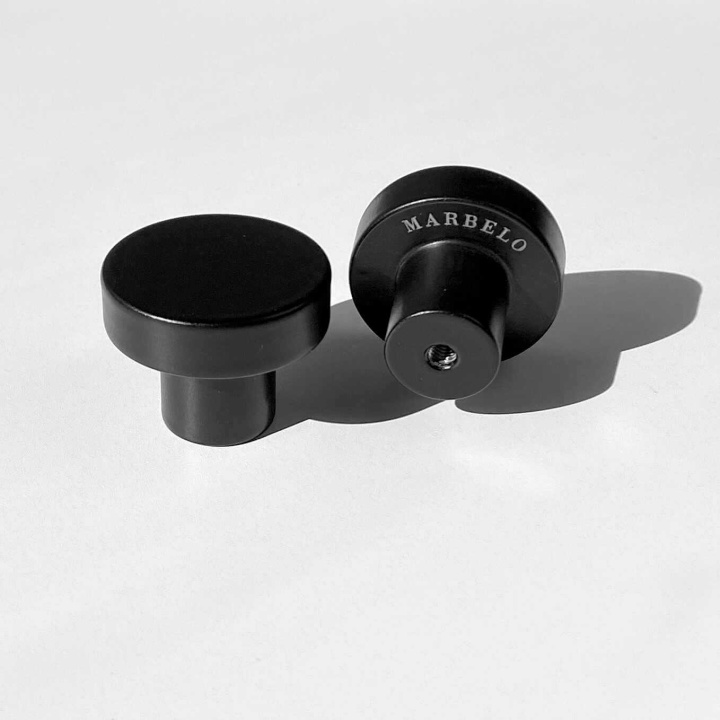 czarny-uchwyt-meblowy